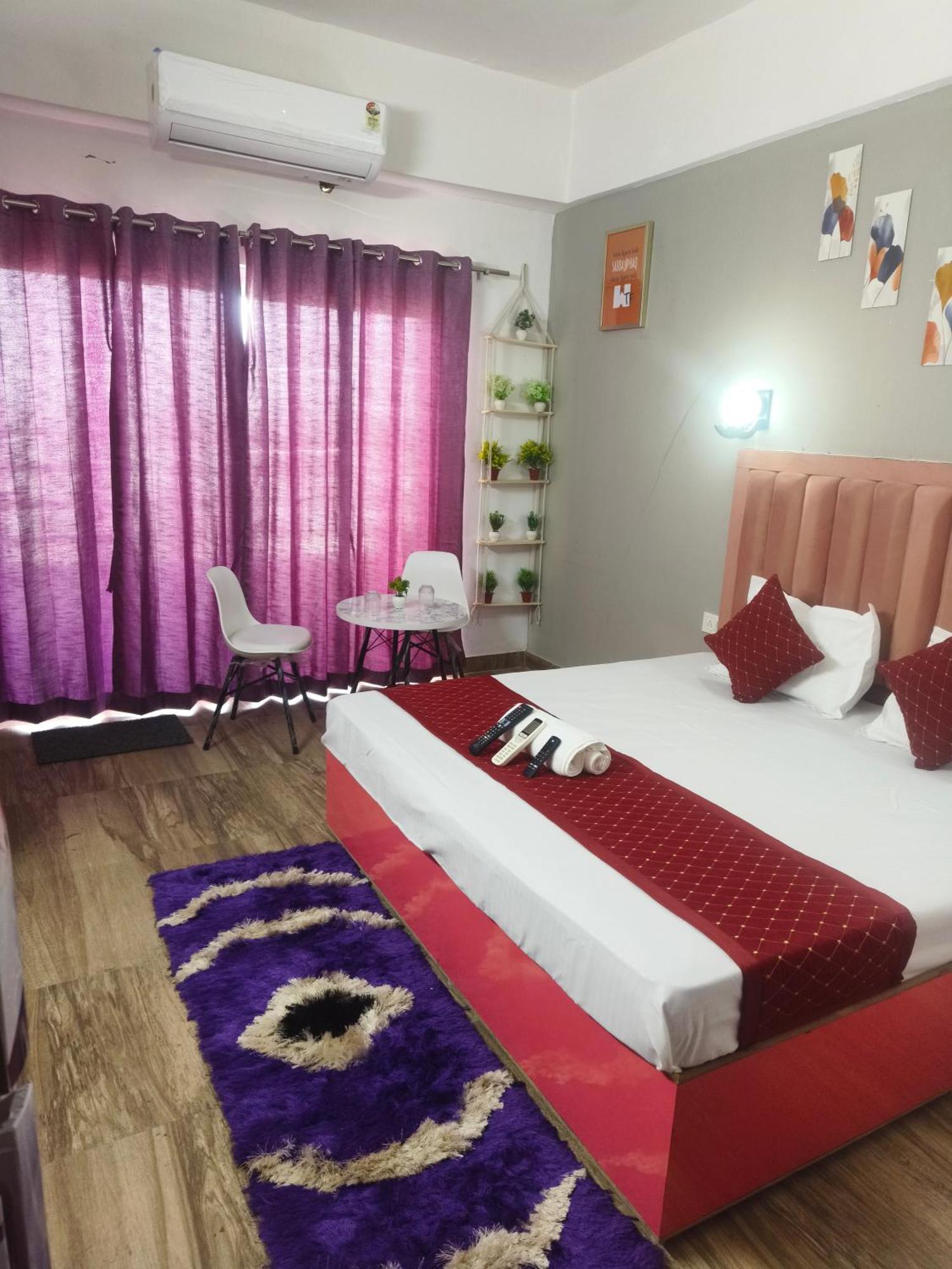 Studio Apartment By La Valentino Near Expo Mart Greater Noida Exterior photo