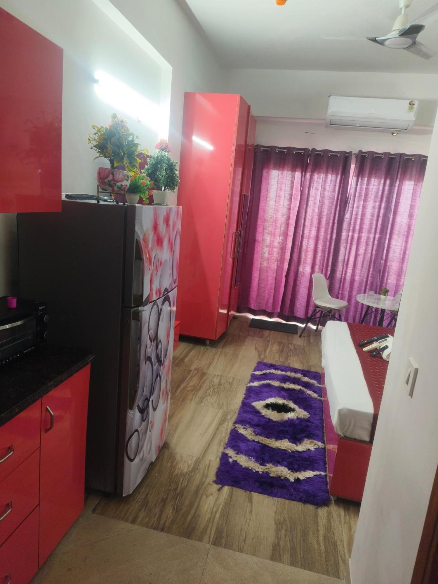 Studio Apartment By La Valentino Near Expo Mart Greater Noida Exterior photo